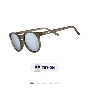 NWOT Goodr Circle G Sunglasses in Gray